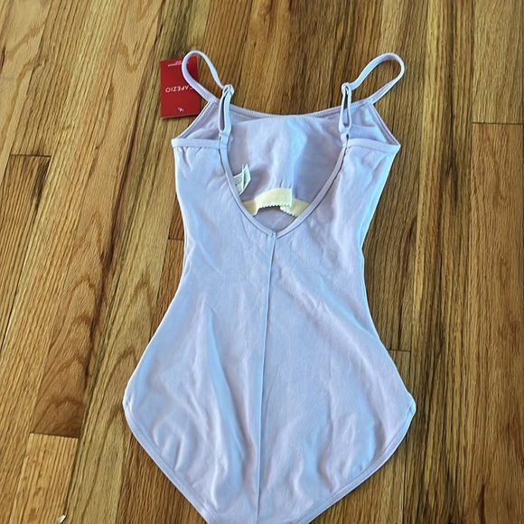NWT CAPEZIO cami leotard w/ adjustable straps XS - Picture 3 of 3